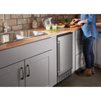 100LBS Freestanding Commercial Ice Maker Z5845A